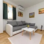 Vendégház Forever 3*