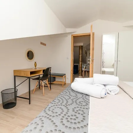 Guest house Forever