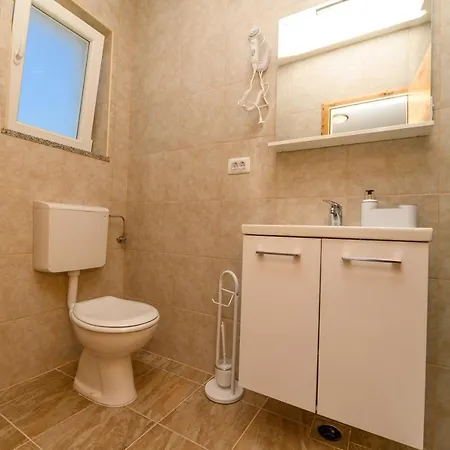 Guest house Forever Miholascica